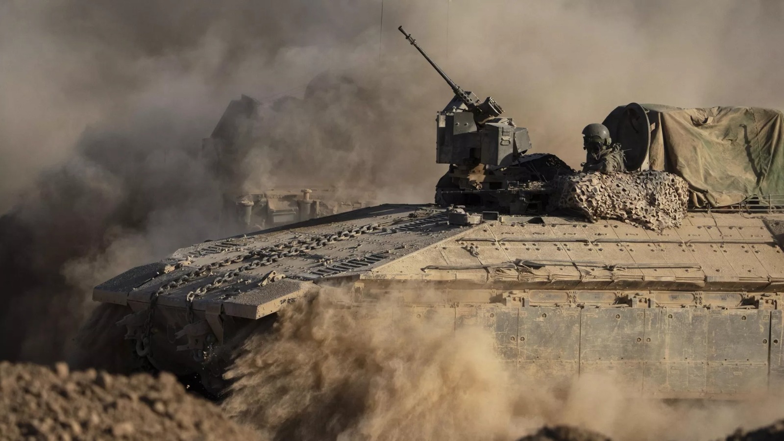 الجيش الإسرائيلي يبدأ هجوماً برياً لاحتلال مدينة