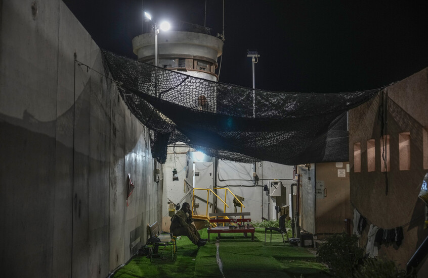 عددهم أكثر من 130... عناصر في حرس الحدود الإسرائيلي يتعرضون لحادث غير متوقع يؤدي لإخلاء قاعدة عسكرية