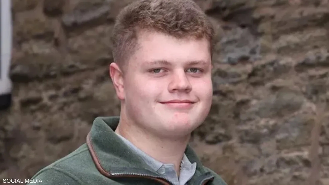 حلاق ينقذ حياة زبونه.. اكتشف شيئا خطيرا في رقبته