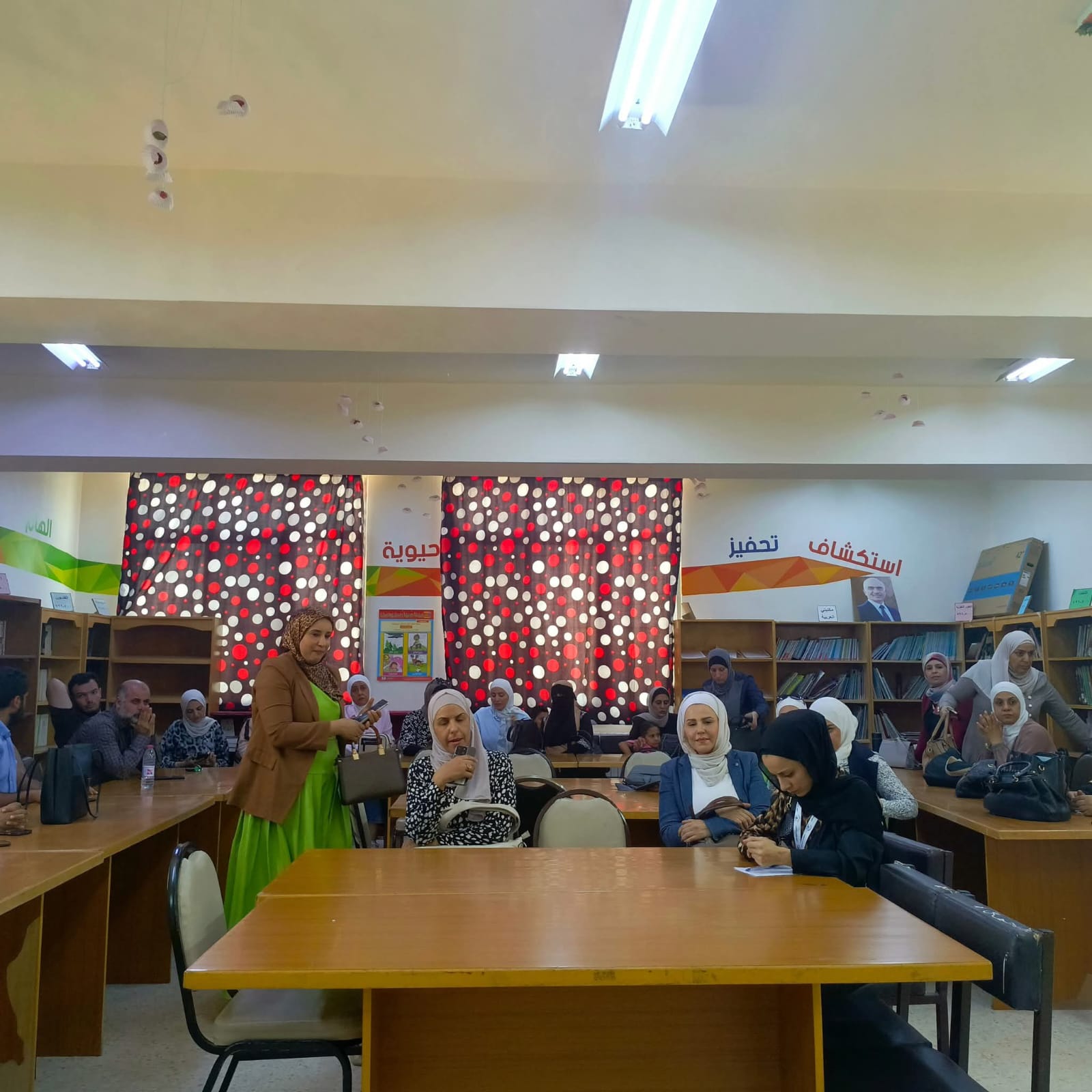 جلسة تدريبية حول آلية التسجيل بجائزة الحسين بن عبدالله الثاني للعمل التطوعي