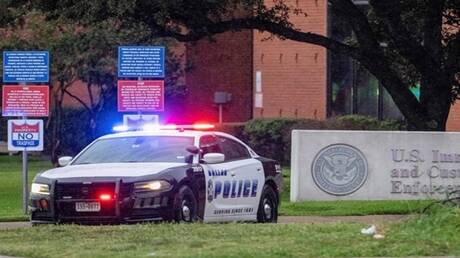 مهاجم مكتب الهجرة في دالاس ترك رسالة على إحدى الرصاصات (صورة)