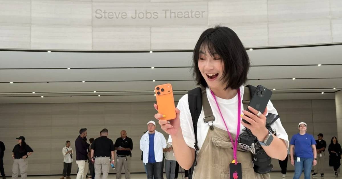 أفضل مدير في العالم.. رئيس تنفيذي يُهدي جميع موظفية آيفون 17 برو ماكس