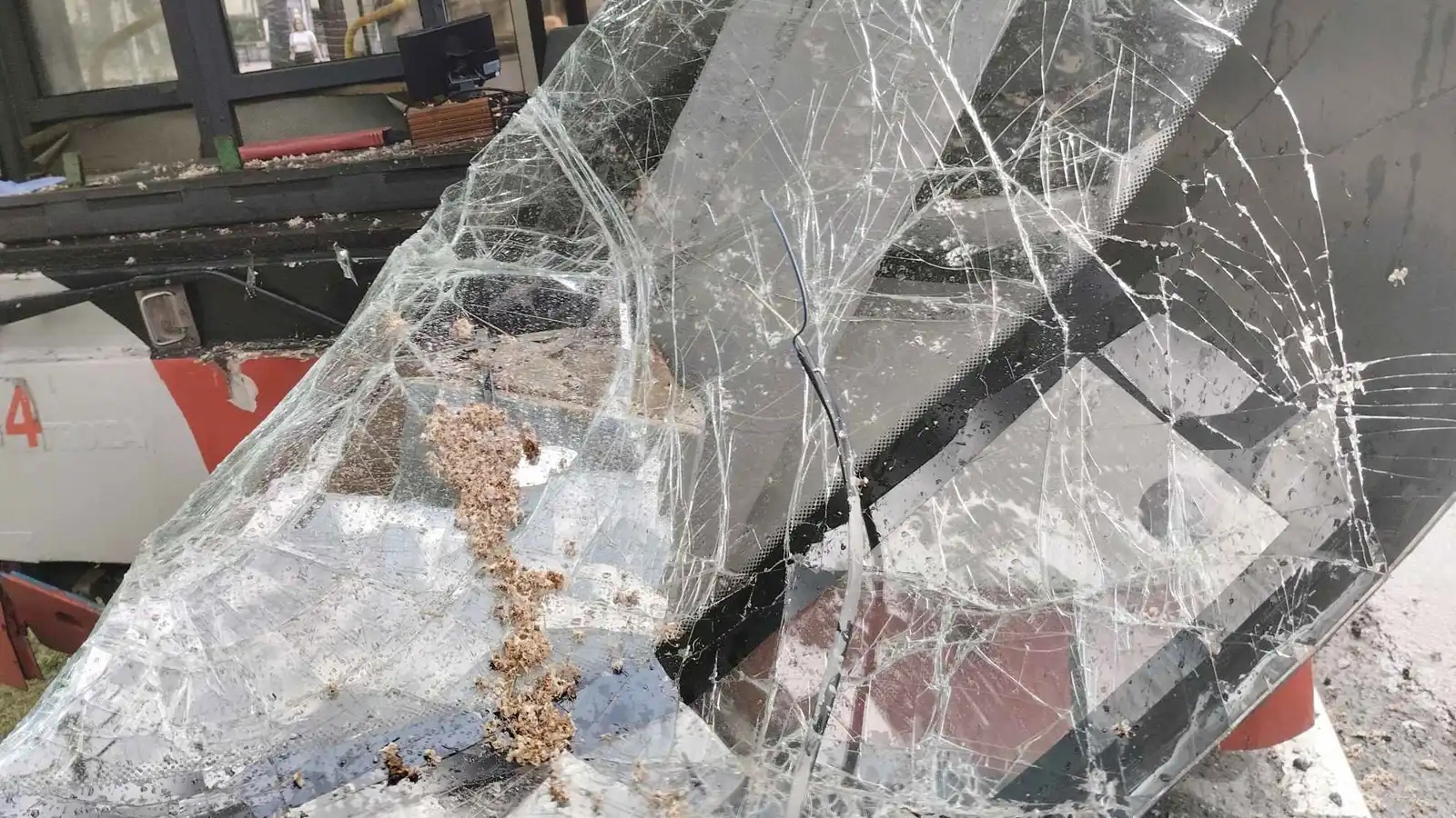 مصر.. مصرع 8 وإصابة 14 في حادث انقلاب حافلة بالمنيا