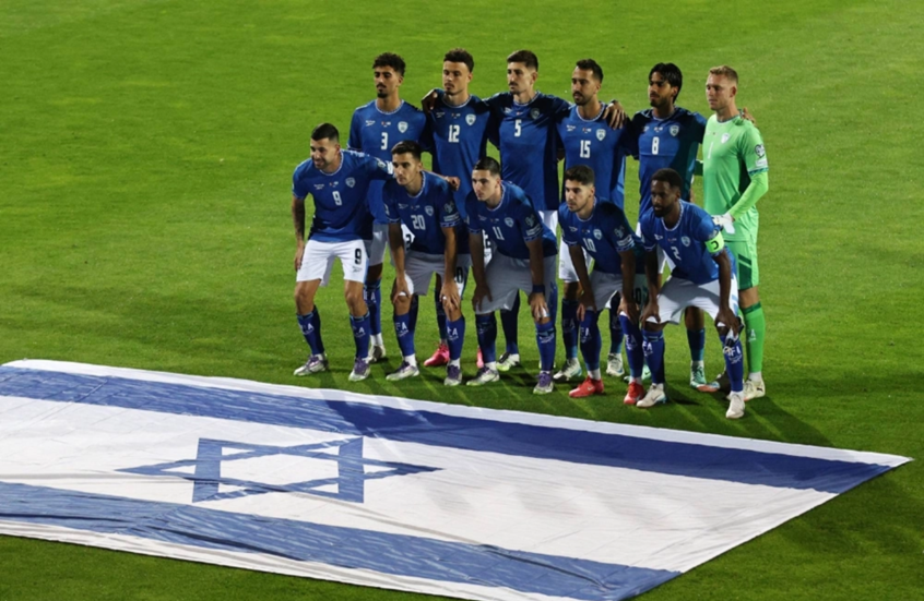 شركة عالمية للألبسة الرياضية تفاجئ منتخب إسرائيل بطلب صادم!