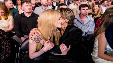 نيكول كيدمان تنفصل عن زوجها الفنان كيث أوربان بعد زواج دام 19 عاما