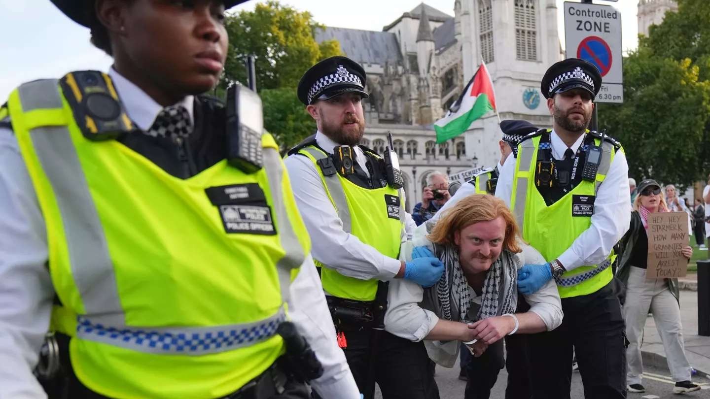 شرطة لندن تعتقل 500 شخص خلال مظاهرة مؤيدة لفلسطين