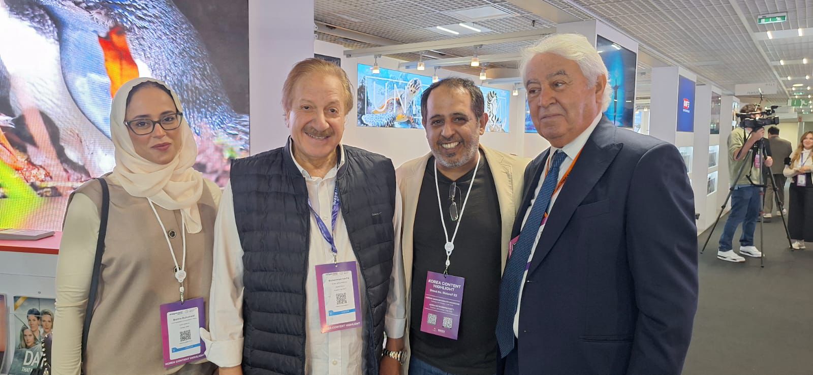 محمد المنصور يضيء سوق “كان” الدولية للتلفزيون كأول نجم عربي محتفى به