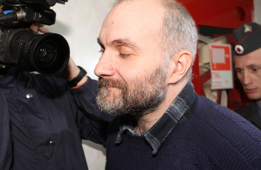 نابش قبور صنع دمى من جثث طفلات