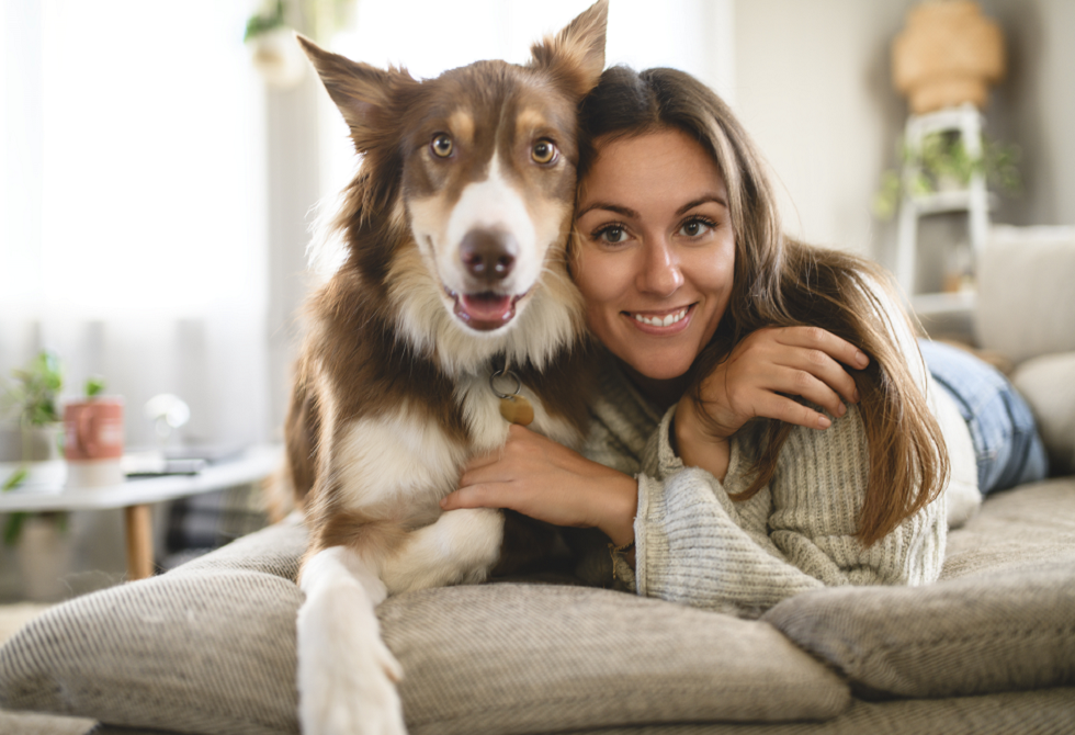 خبر هام للنساء.. فائدة غير متوقعة لقضاء ساعة أسبوعيا مع الكلاب
