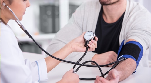 4 أشياء افعلها يومياً لتقليل خطر الإصابة بارتفاع ضغط الدم