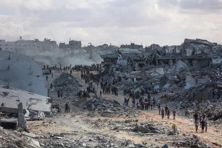 إعلان قطاع غزة منطقة منكوبة و70 مليون طن من الركام