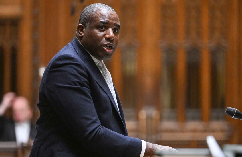 وثائق سرية تكشف المستور.. الخارجية البريطانية تتحدى قرار وزيرها بشأن إسرائيل