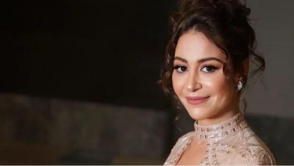 بعد جدل الوثيقة المسربة .. منة شلبي تعلن زواجها