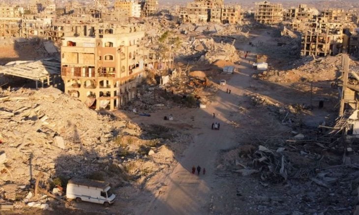 ربع مليون طن نفايات تهدد السكان (فيديو)