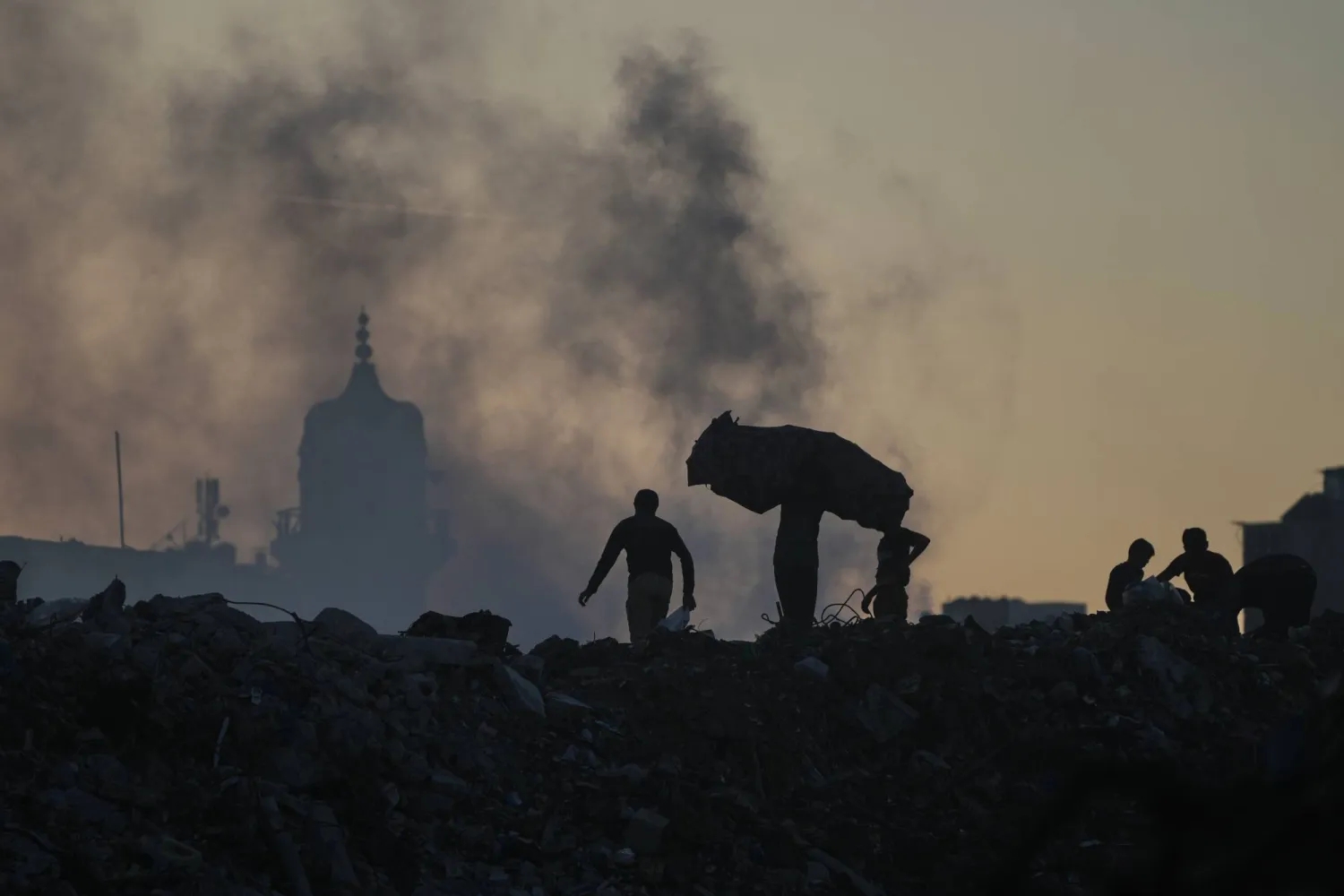 شهيد وعدة جرحى في قصف إسرائيلي على جنوب غزة