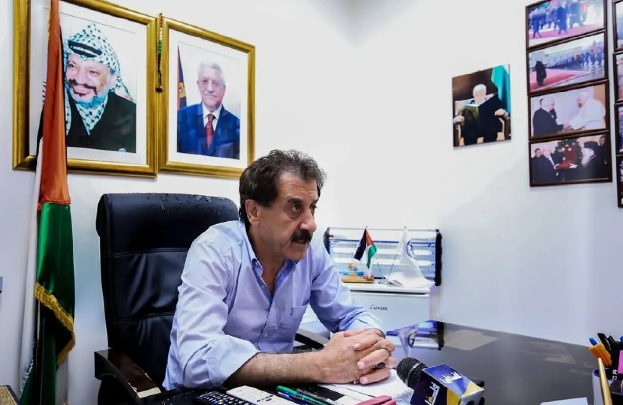 بعد اتهامه بتهريب الآثار .. عباس يحيل المحافظ نظمي مهنا للتقاعد