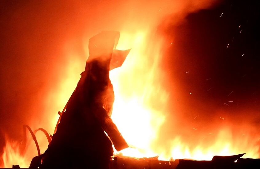 ما سر الانفجارات في المصافي الأوروبية التي تُكرّر النفط الروسي؟