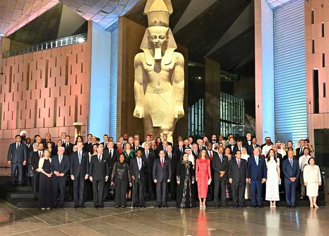 السيسي يفتتح المتحف المصري الكبير بحضور دولي واسع