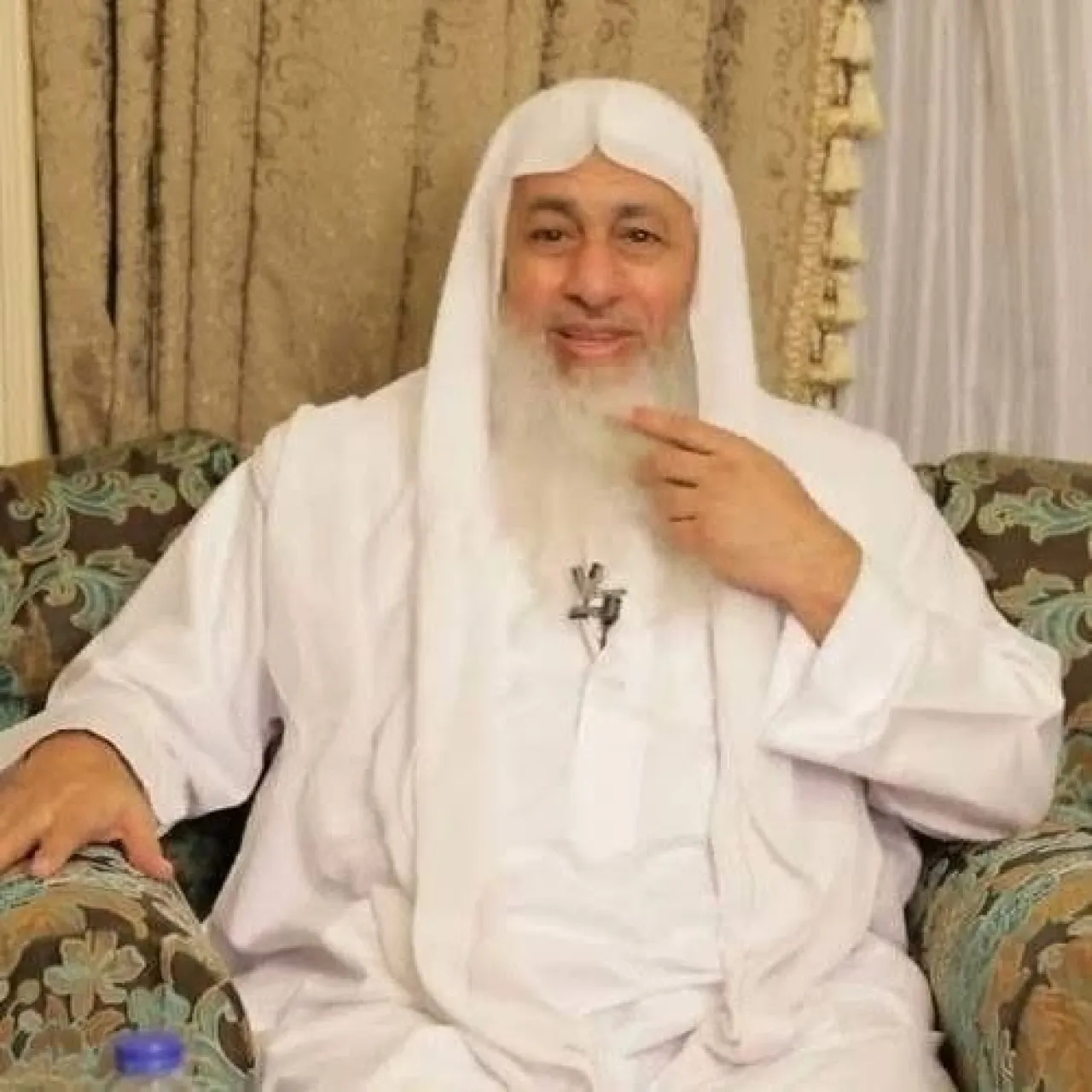 الداعية مصطفى العدوي يحذف جميع فيديوهاته بعد إخلاء سبيله