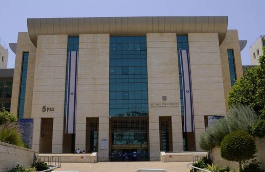 فضيحة فساد كبرى.. وزراء إسرائيليون في دائرة الاشتباه بقضية مصافحة الأيدي