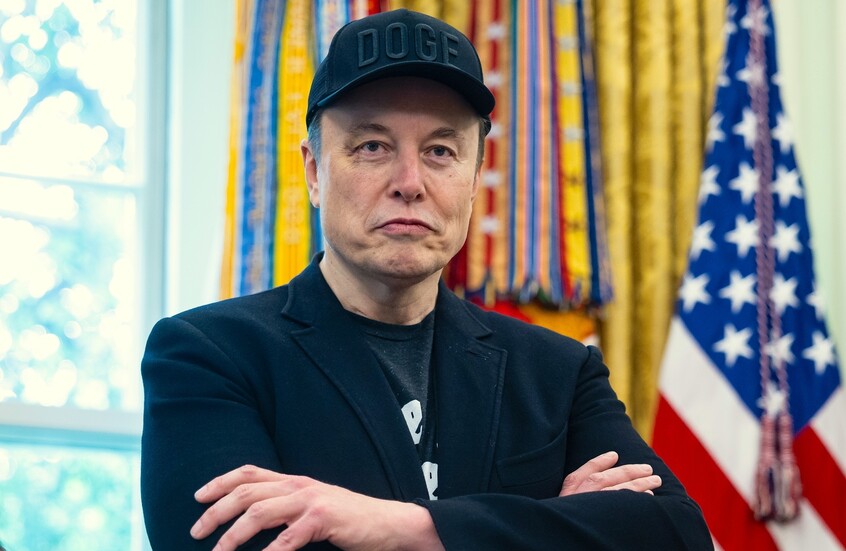 أول تريليونير في التاريخ.. ماسك سيحصل على 275 مليون دولار يوميا