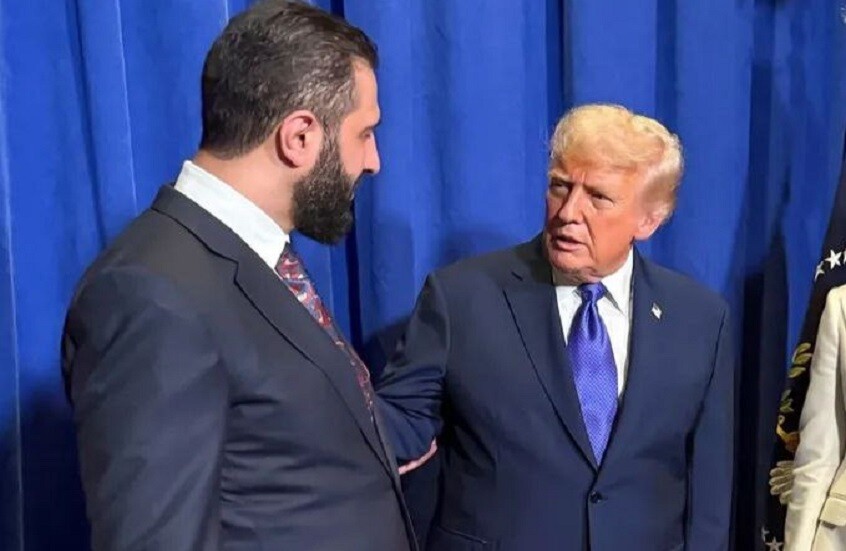 ترامب يسأل الشرع عن عدد زوجاته (فيديو)