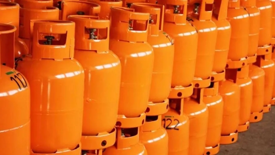 المنخفض يضاعف الطلب على اسطوانات الغاز