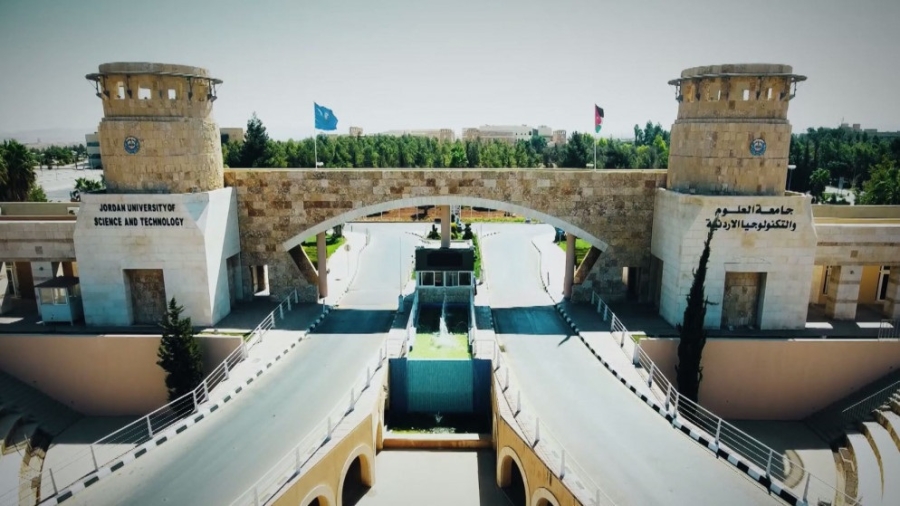 العلوم والتكنولوجيا تنهي الجدل حول إغلاق مسجد الجامعة