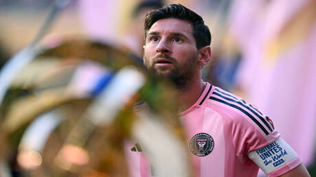 وهل حسم ميسي موقفه من الاعتزال في برشلونة؟