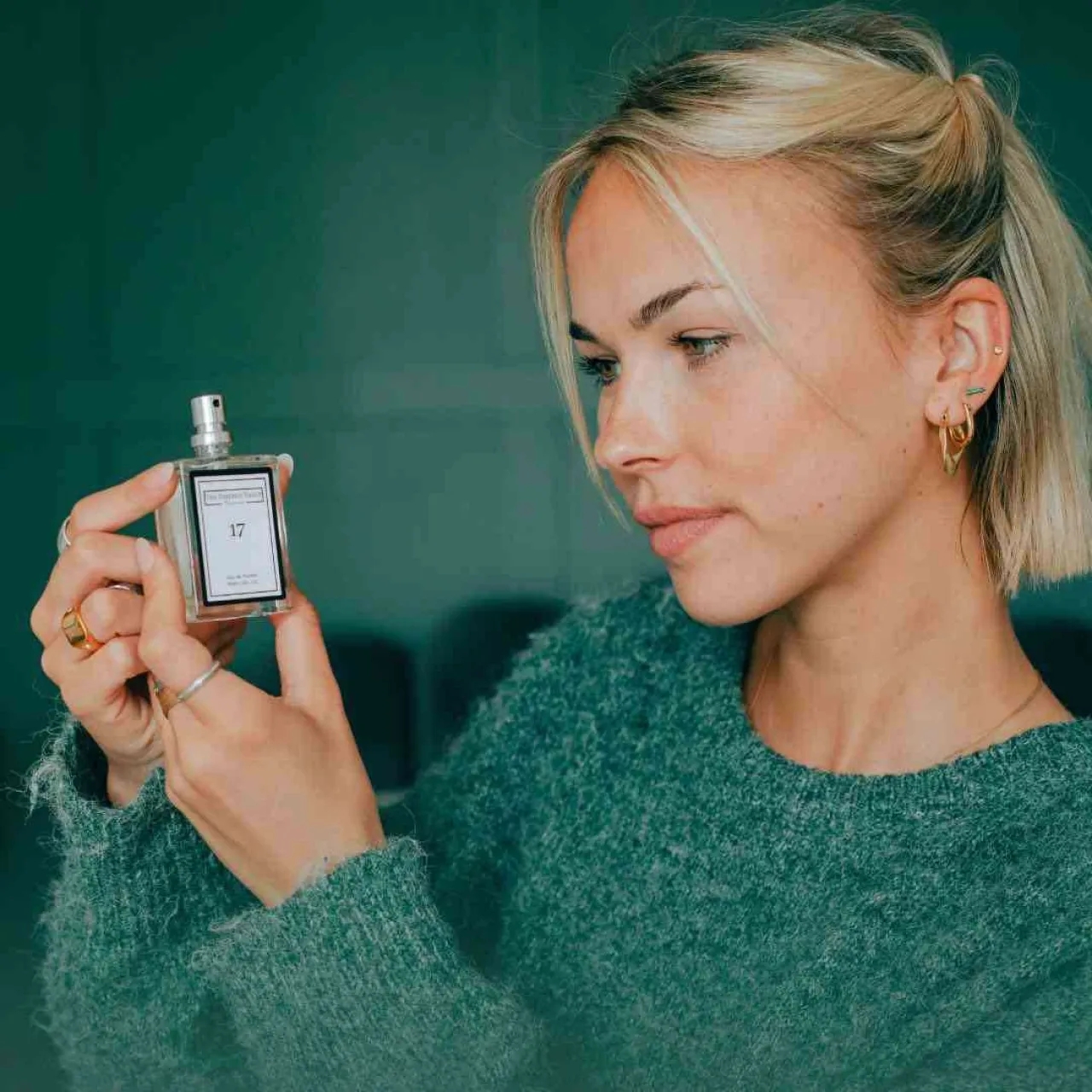 تراب الركود والعراقيل يطرد العطر الفرنسي من الأردن .. اسبوع المناصير ينتهي بتوتال ولافاراج