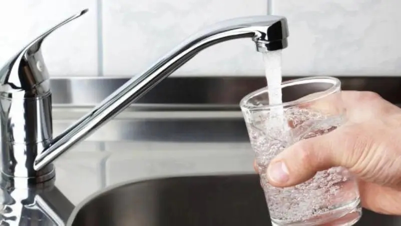 مدينة عربية تقرر إعفاء السكان من سداد فاتورة المياه لمدة عامين ونصف