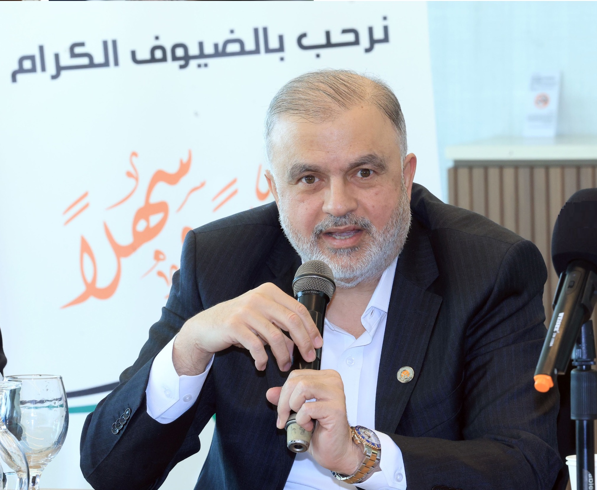 غازي عليان.. رجل الاقتصاد الذي ارتدى ثوب السياسة .. بوصلته الأردن فقط وشعاره عَلى قَدرِ أَهلِ العَزمِ تَأتي العَزائِمُ