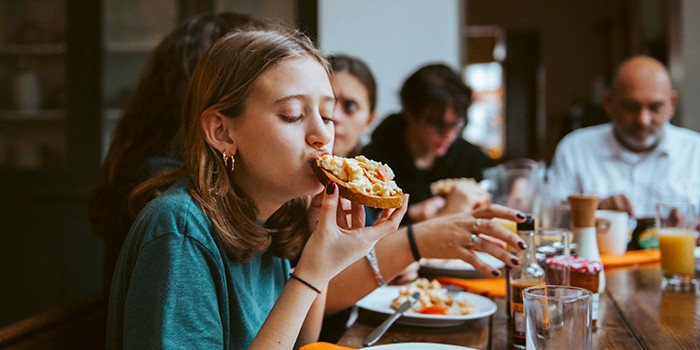 أخطاء شائعة في الإفطار قد تؤثر في طاقتك وصحتك