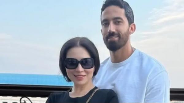 مي عز الدين تشتكي من نظام زوجها الغذائي .. وتنشر صورة