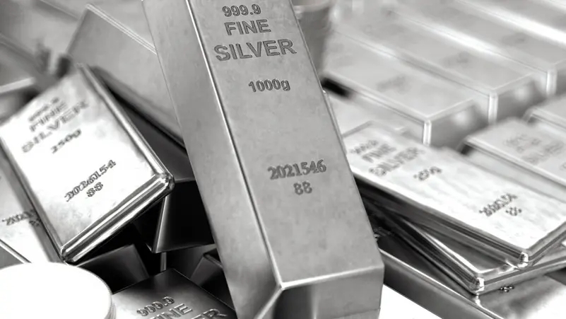 الفضة تكسر كل التوقعات.. تخطت 59 دولارا للأونصة في ديسمبر