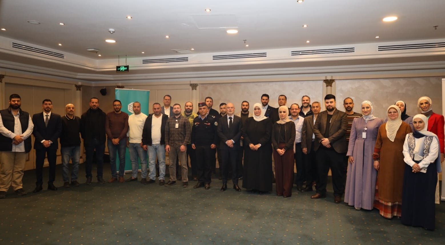 انطلاق برنامج وطني لتدريب الكوادر الأردنية على مواصفات شحن المركبات الكهربائية بالشراكة بين المواصفات والمقاييس والبيئة والمعهد العالمي للنمو الأخضر