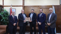 جامعة الزرقاء تستقبل وفدًا من مركز الملك عبدالله الثاني للتميز