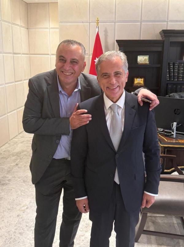 الظهراوي لمنتقديه: كأنني “متصوّر مع سموّترتش” لا سمح الله!