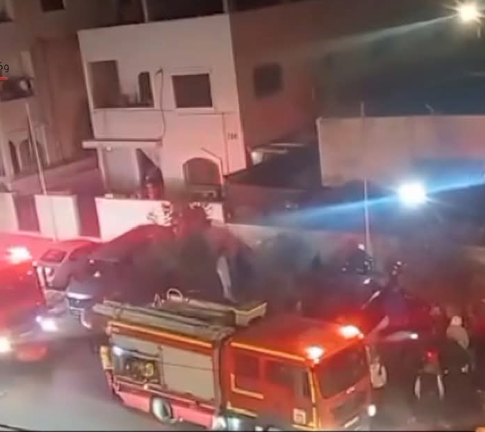 مسنّ من أم نوارة يتحدى الموت وينقذ عائلته بثوانٍ قبل انفجار أسطوانة غاز مشتعلة