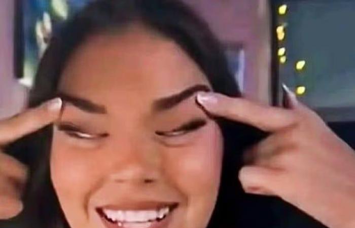 فنلندا تسحب سحب اللقب من ملكة جمالها بسبب حركة من عينيها