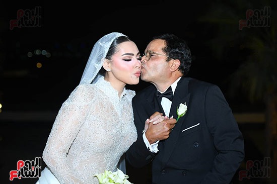 هنيدي يوجه كلمة في زفاف بنته