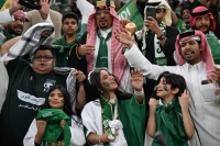 ملاعب كأس العرب تكسر حاجز «المليون»