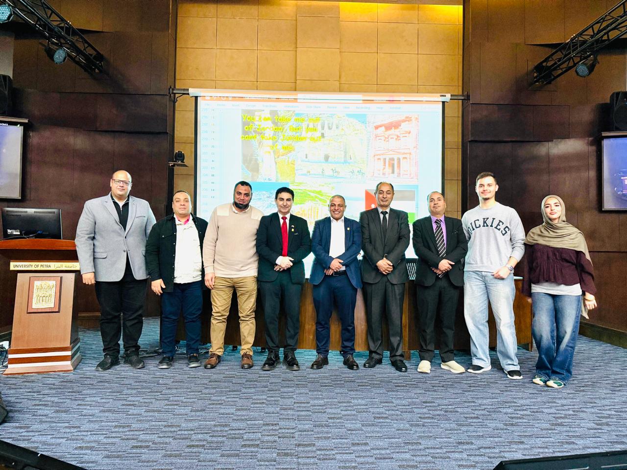 كلية طبّ الأسنان في جامعة البترا تنظّم أمسية علمية وأدبية وثقافية حافلة بالعلم والإبداع