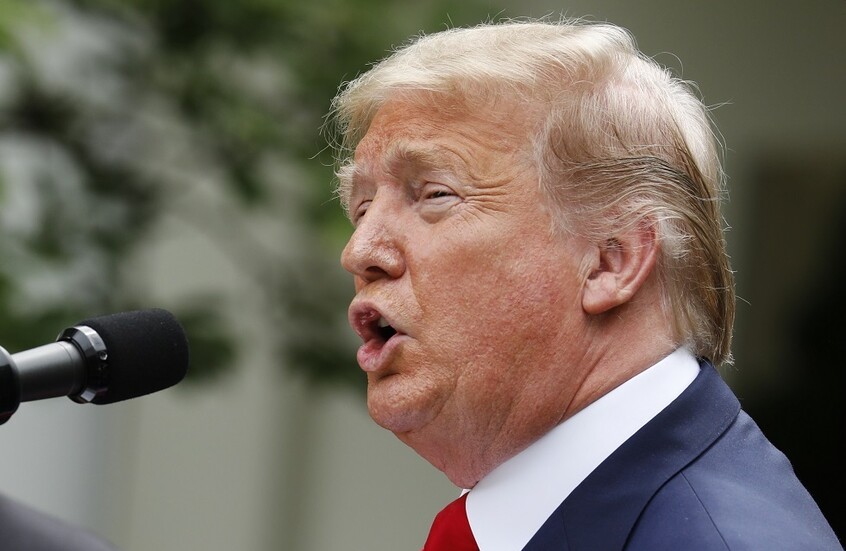 على خلفية استهداف مقر بوتين في نفغورود.. ترامب: الحمد لله لم نسلم زيلينسكي صواريخ توماهوك