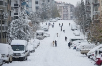 تركيا.. تساقط كثيف للثلوج وارتفاعها يصل إلى 1.5 متر (صور + فيديو)