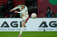 بهدف خرافي.. الجزائر تقصي الكونغو الديمقراطية وتتأهل لربع نهائي كأس إفريقيا (فيديو)