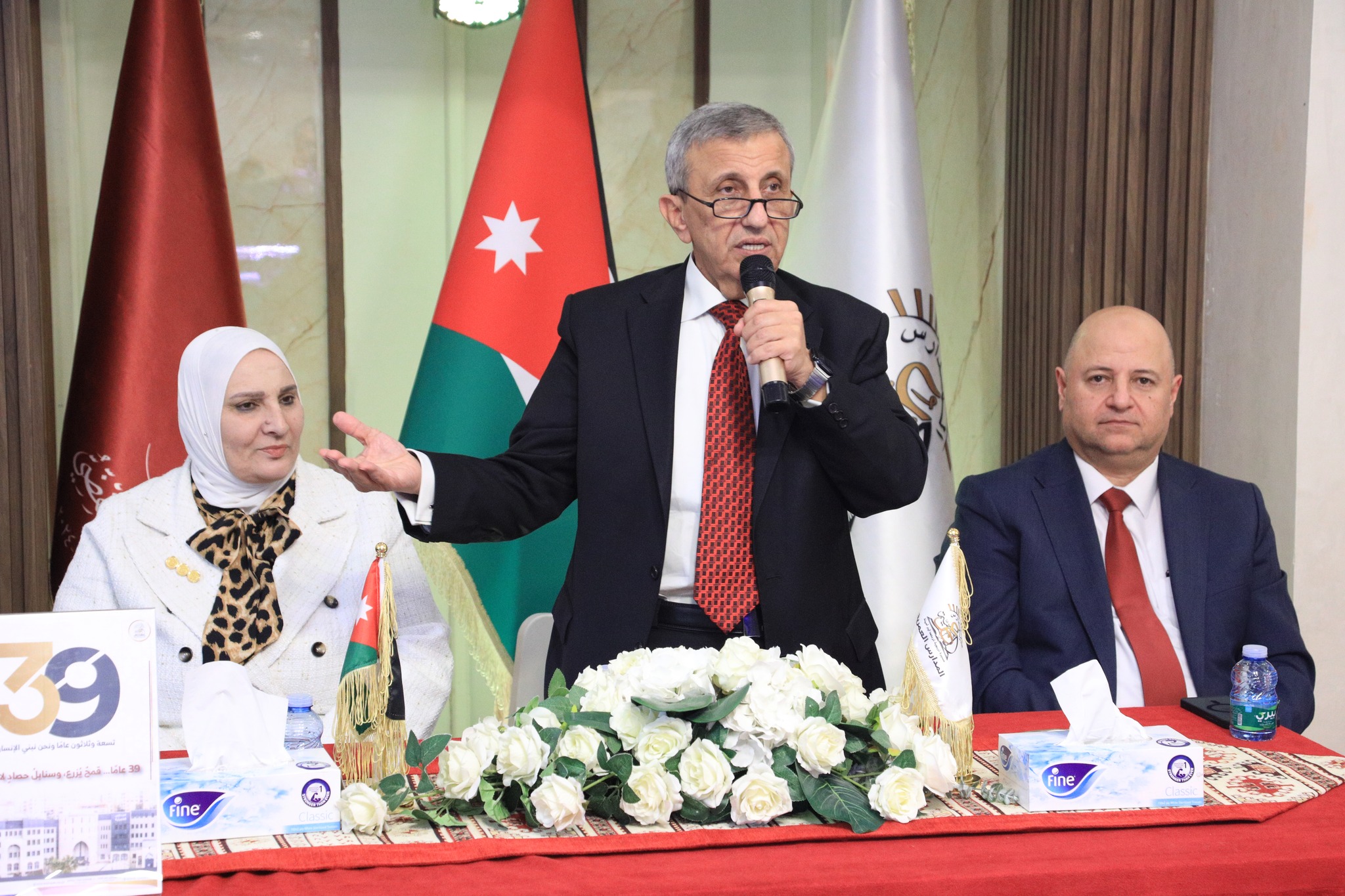 العين عيسى مراد يرعى احتفال المدارس العمرية بمرور 39 عامًا على مسيرتها التربوية الرائدة