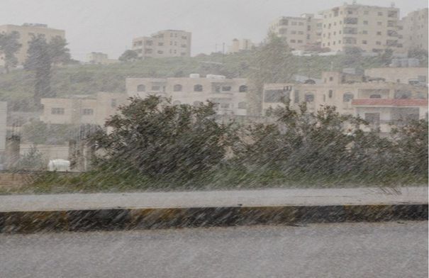 صما تسجل أعلى كميات هطول مطري في المملكة حتى 6 صباحا