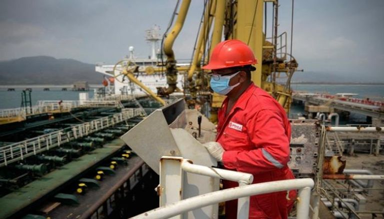 كارثة مناخية.. نفط فنزويلا يهدد 13 من ميزانية الكربون العالمية