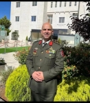 أيمن خليفات يهنئ العقيد خلدون خليفات بتوليه منصب قائد الحرس الملكي